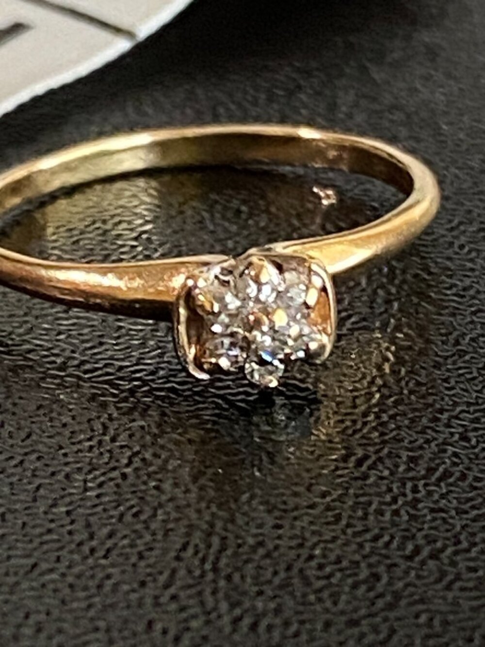 Vintage 14K Gold Genuine Diamond Cluster Ring Estate Fine Jewelry